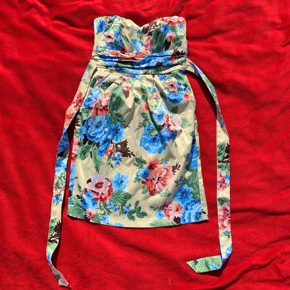 Teeze Me Strapless Dress. Yellow floral print. Sz3